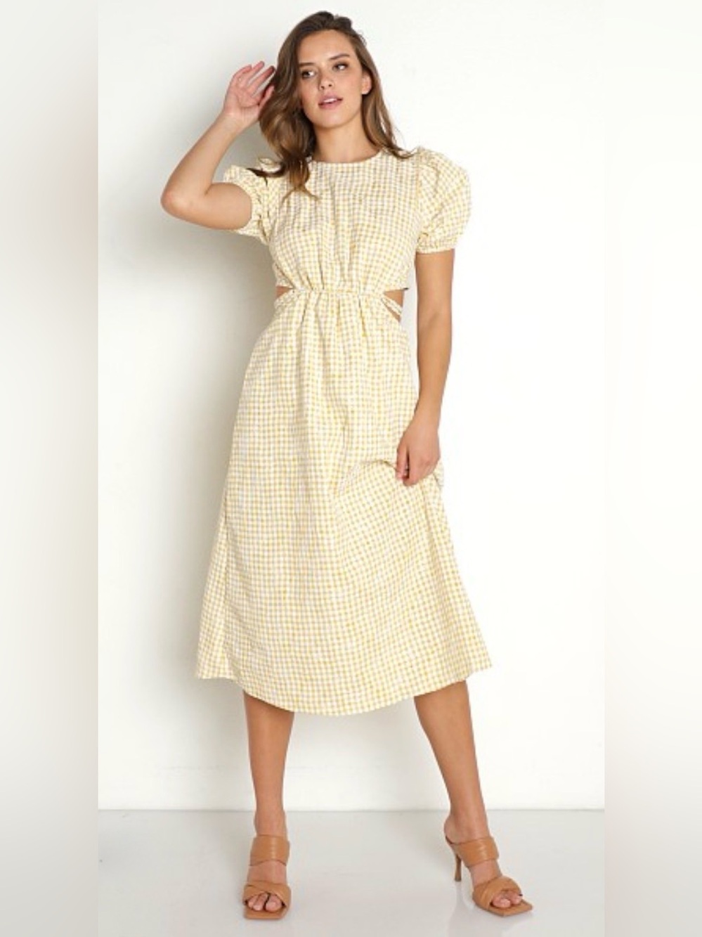 Anthropologie x En Saison Kanika Embroidered Midi
Dress